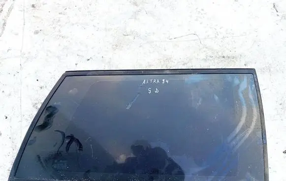 Opel Astra F Rear side window as2