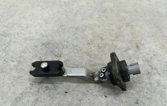 Toyota Corolla Verso E121 Oil level sensor 