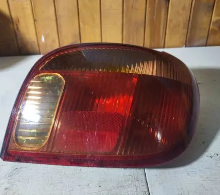 Toyota Yaris Rear/tail lights