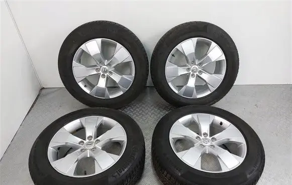 Volvo XC40 R16 alloy rim 31471553