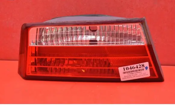 Hyundai Sonata Rear/tail lights 924033K0