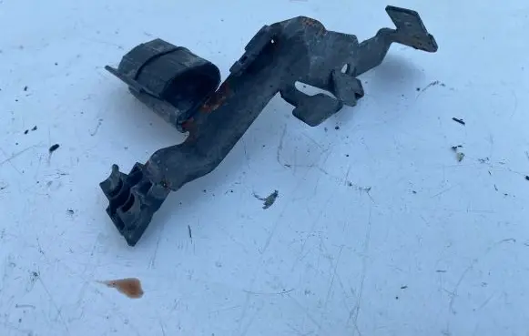 Volkswagen Tiguan Other engine bay part