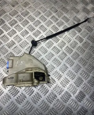 Volkswagen Golf VI Front door lock 1K4837085B
