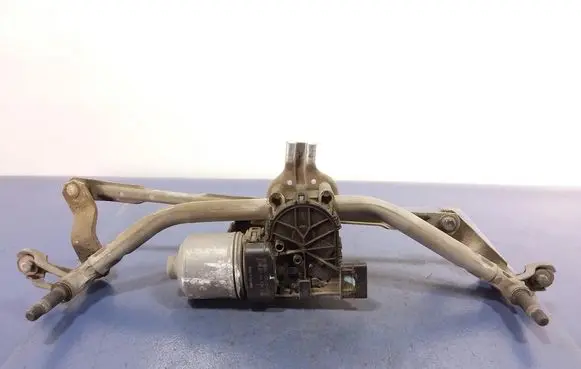 Peugeot 207 CC Front wiper linkage and motor 9650380780