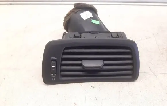 Volvo V70 Dash center air vent grill 3409375 1264