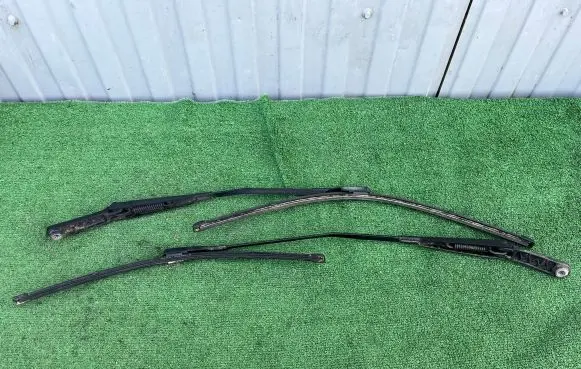Audi A7 S7 4G Front wiper blade arm 4G1955408D 4G1955407D