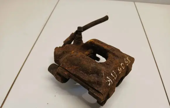 BMW X5 E53 Rear brake caliper