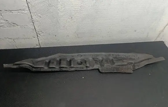 Dodge Durango Fender foam support/seal 68046264A