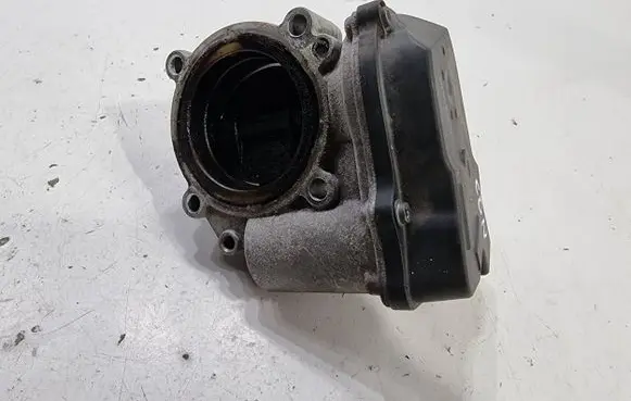 Skoda Octavia Mk2 (1Z) Throttle valve 06F133062J A2C53302056