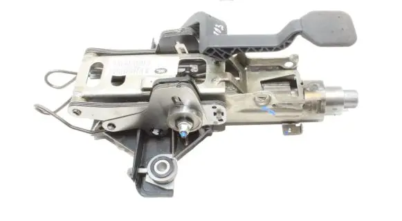 Land Rover Discovery 3 - LR3 Steering rack mechanical part QMB501230