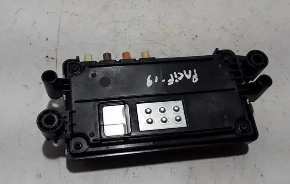Chrysler Pacifica Camera control unit module 68375113AA