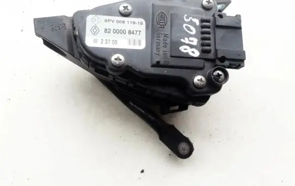 Renault Trafic II (X83) Accelerator throttle pedal 8200008477 6PV00811915
