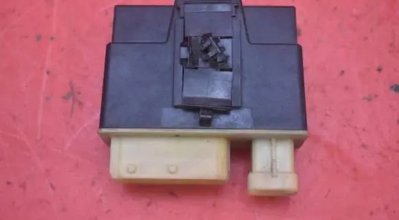 Peugeot 5008 Glow plug 9662570880