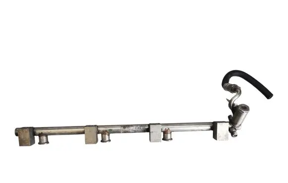 Audi Q7 4L Fuel main line pipe 03H133317B