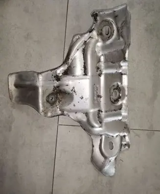 Renault Master III Heat shield in engine bay 8200906076