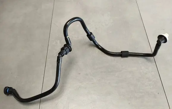 Mercedes-Benz GLC X253 C253 Vacuum line/pipe/hose 1889
