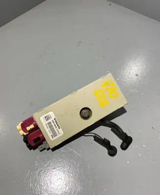 Volvo V70 Antenna control unit 30679658 13005200