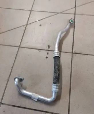 Air conditioning (A/C) pipe/hose