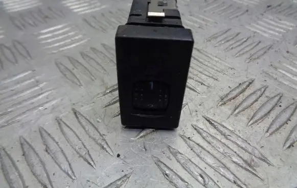 Volkswagen PASSAT B5.5 Seat heating switch 3B0963563D