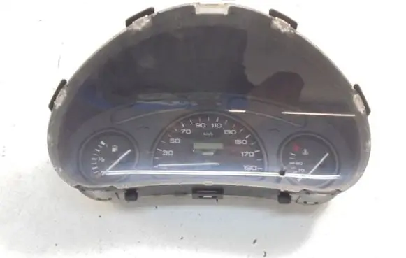 Speedometer (instrument cluster)