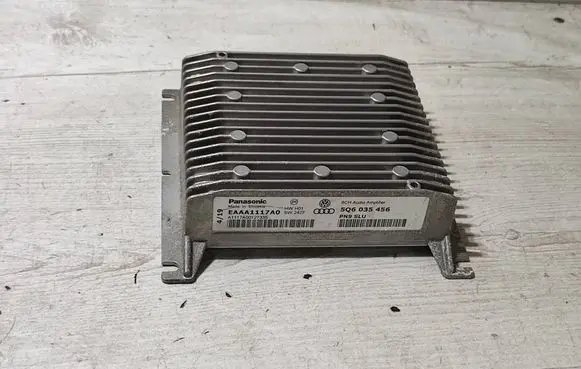 Seat Arona Sound amplifier 5Q6035456