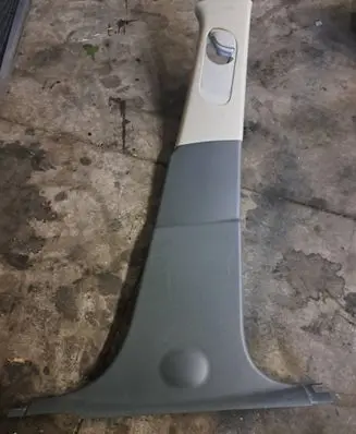 Saab 9-3 Ver2 (B) pillar trim (top) 3367