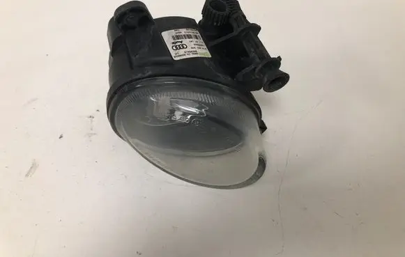 Audi Q3 8U Front fog light 8T0941699