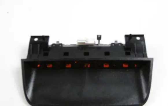 Chevrolet Lacetti Third/center stoplight