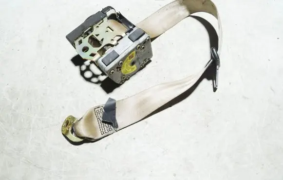 Audi A6 S6 C5 4B Rear seatbelt