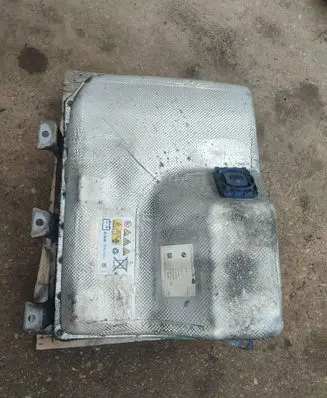 BMW 2 F45 Hybrid / electric car battery 9423665 6125942366501 62515271
