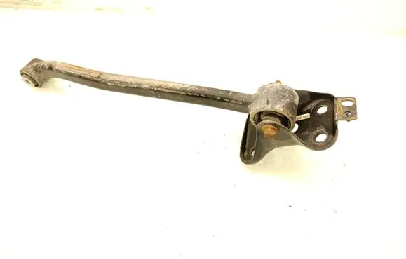Rear control arm