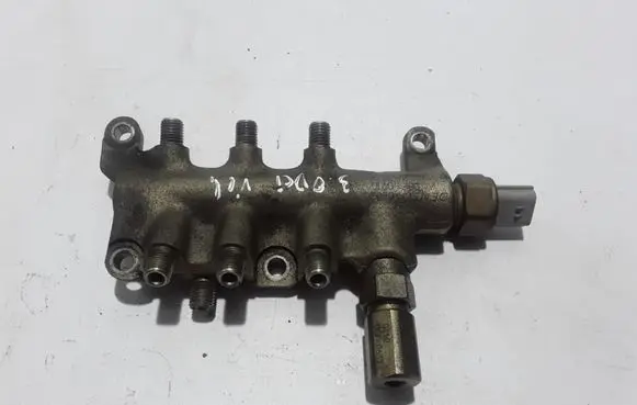 Renault Espace - Grand espace IV Fuel main line pipe 7701474017