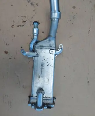 Mercedes-Benz GL X164 EGR valve cooler A6291400475