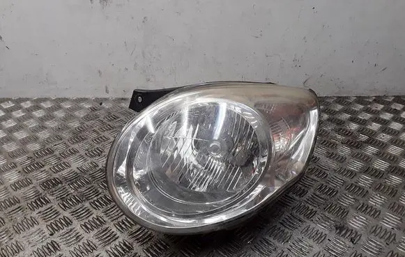 KIA Picanto Headlight/headlamp 9210107