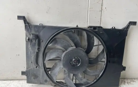 Mercedes-Benz B W245 Electric radiator cooling fan A1695000598 A1695050865