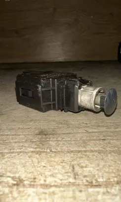 Volvo S70 V70 V70 XC Brake pedal sensor switch 9128577 96W23V