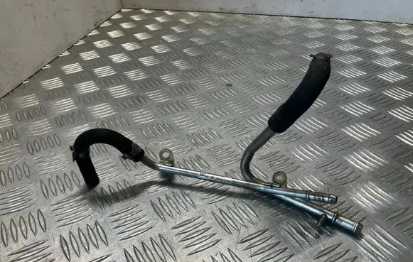 Volkswagen Golf VII Fuel line pipe 04L201360G