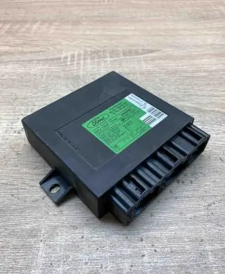 Ford Focus Comfort/convenience module 98AG15K600FB 5WK47240B