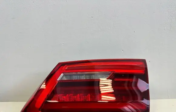 BMW 5 G30 G31 G38 Tailgate rear/tail lights 7376474