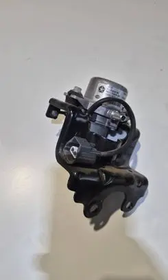 Dodge Challenger Vacuum pump 04581485AD