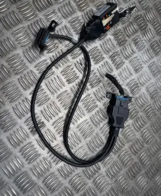 Ford Galaxy Aerial GPS antenna LMU30G600 4532412864 8595ASA9AG350