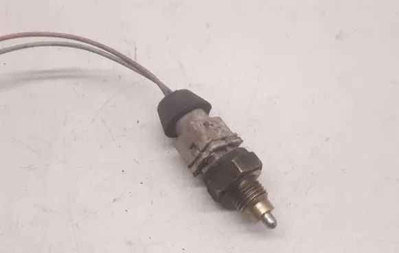 Peugeot 406 Reversing light switch sensor 