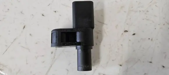 Citroen C4 Cactus Camshaft position sensor 9688725080 01754