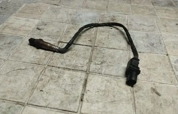 Mercedes-Benz S W221 Lambda probe sensor 0075420118 0281004135