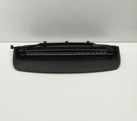 Mercedes-Benz CLA C118 X118 Third/center stoplight A1189069900