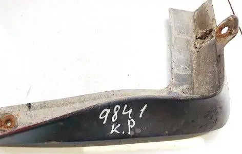 Toyota Avensis T220 Front mudguard 