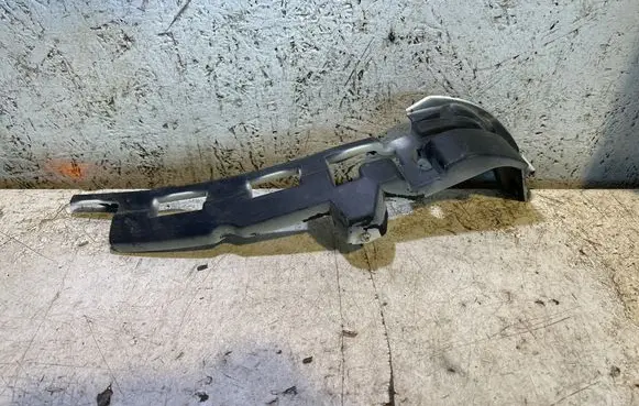 Mercedes-Benz GLA W156 X156 Front bumper mounting bracket A1568850101