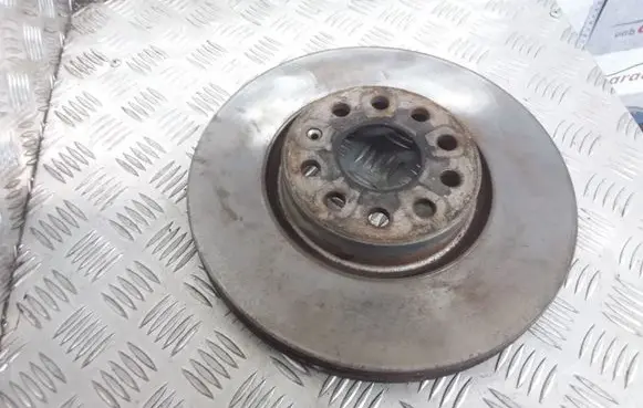 Audi Q3 8U Front brake disc
