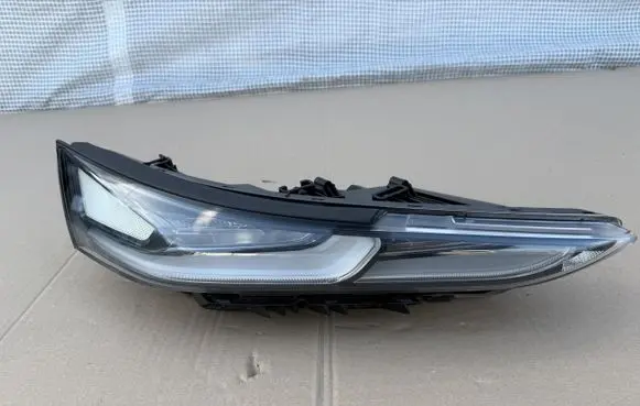 Hyundai Santa Fe LED Daytime headlight 92208