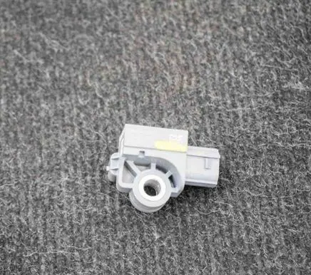 Hyundai Tucson TL Airbag deployment crash/impact sensor 95920B4000